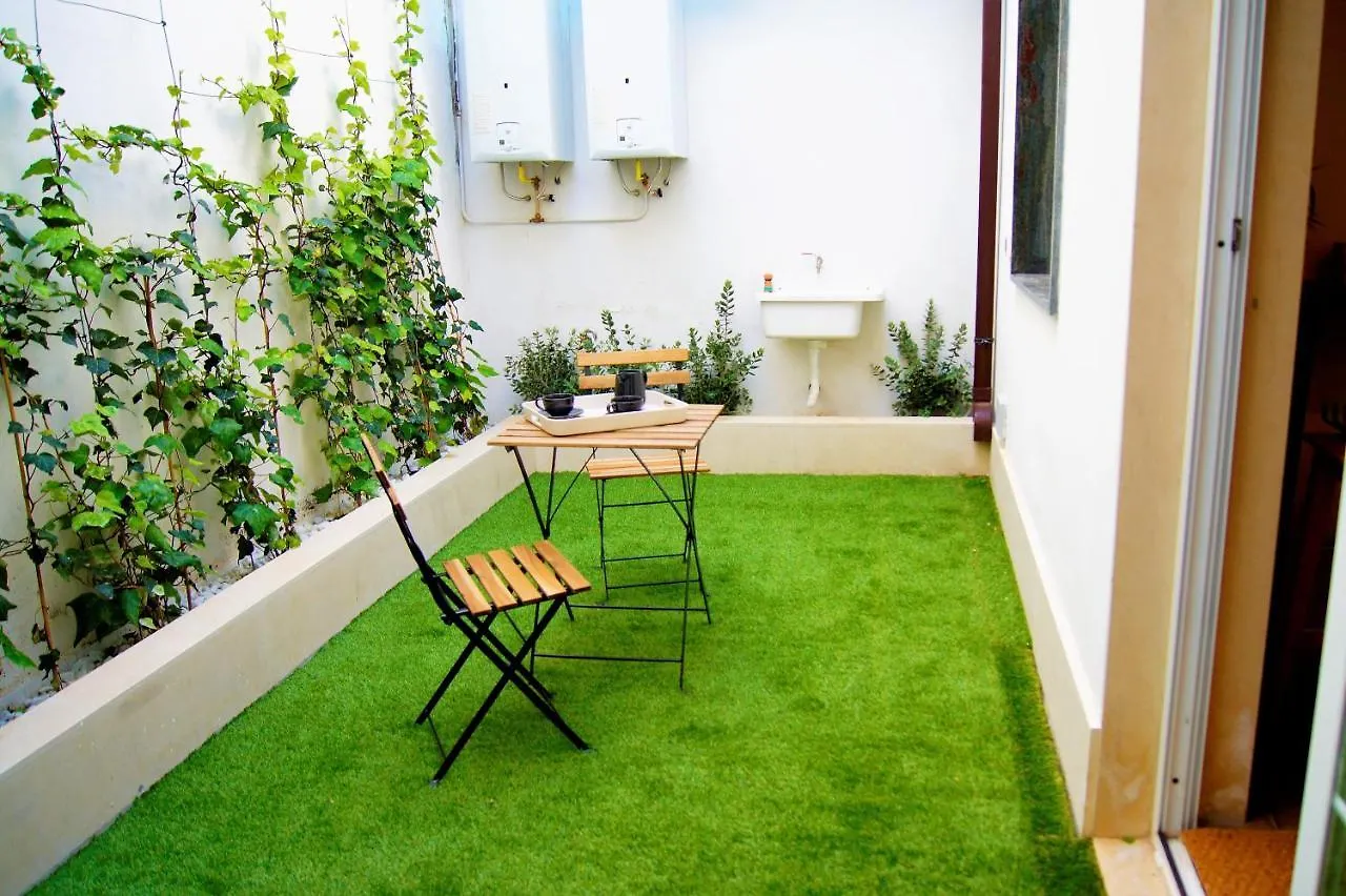 Isola Bed And Breakfast Syracuse 0*,  Italy